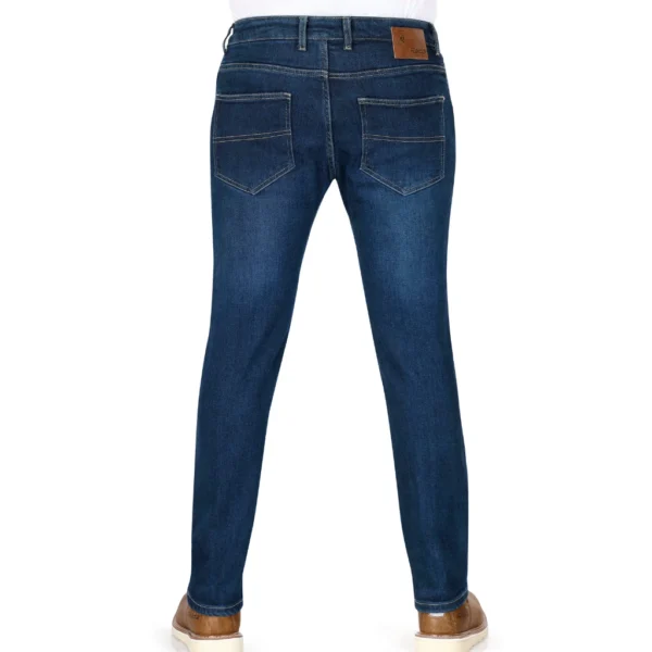stong jeans