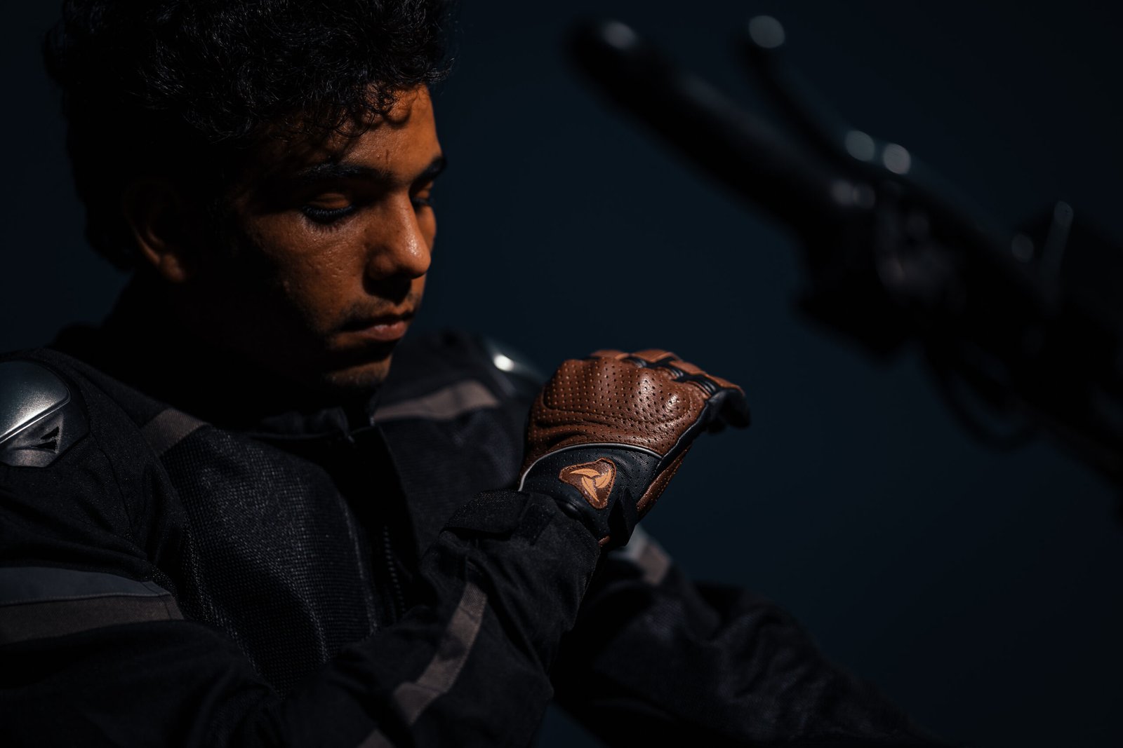 Raida CruisePro II Gloves | Brown - Image 2